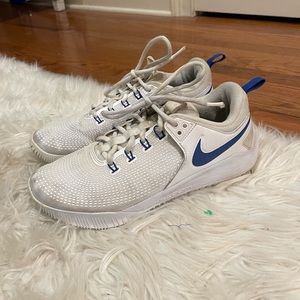 nike volleyball shoes